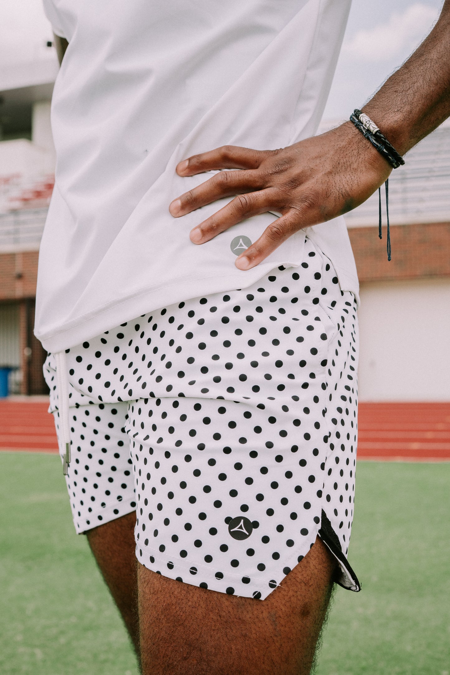 Aura Athletics Performance Short 6in - Polka Dot