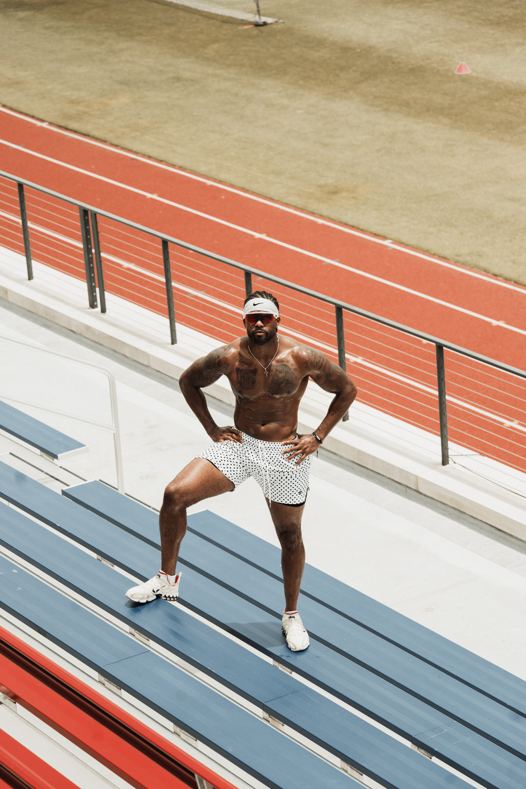 Aura Athletics Performance Short 6in - Polka Dot