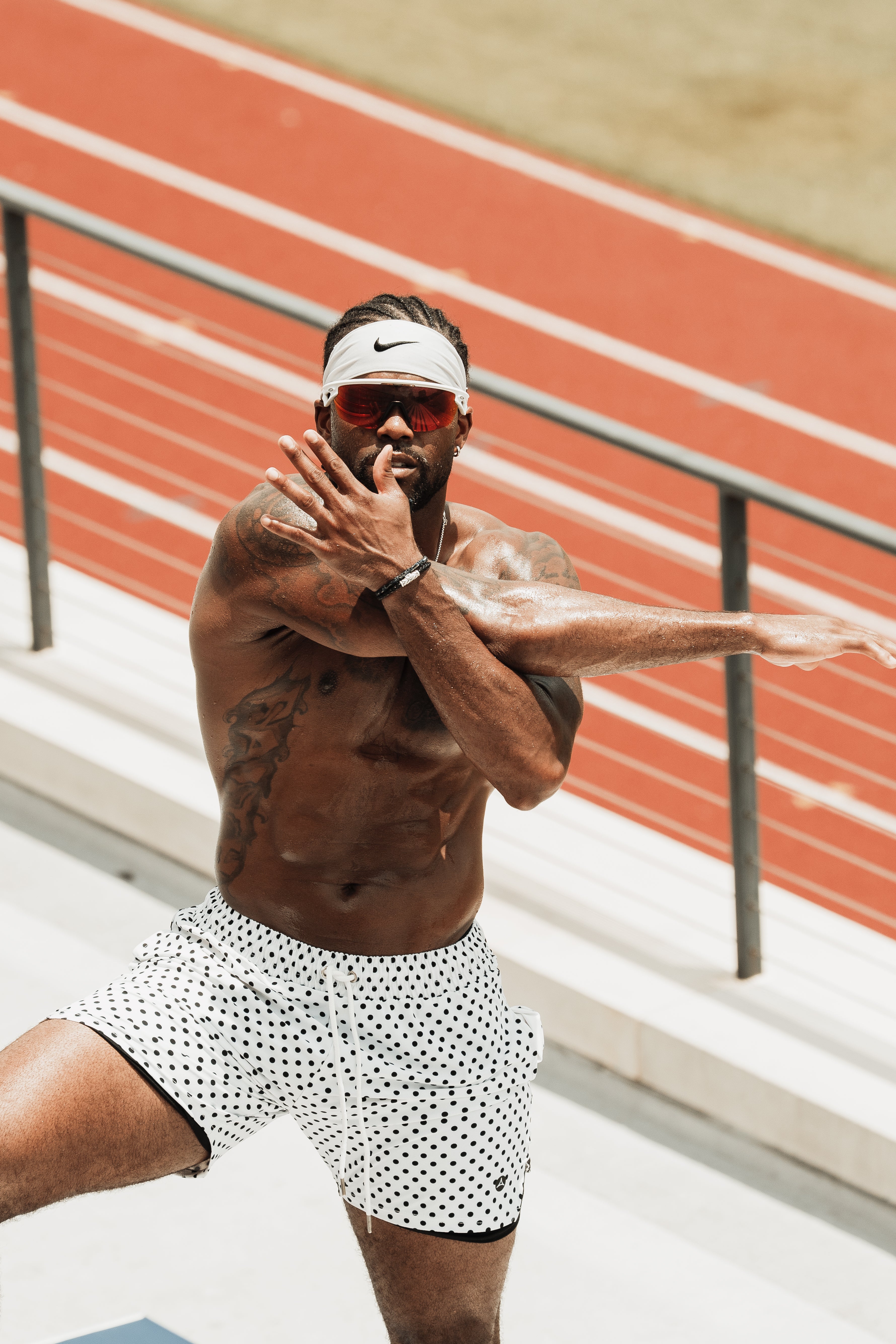 Aura Athletics Performance Short 6in - Polka Dot