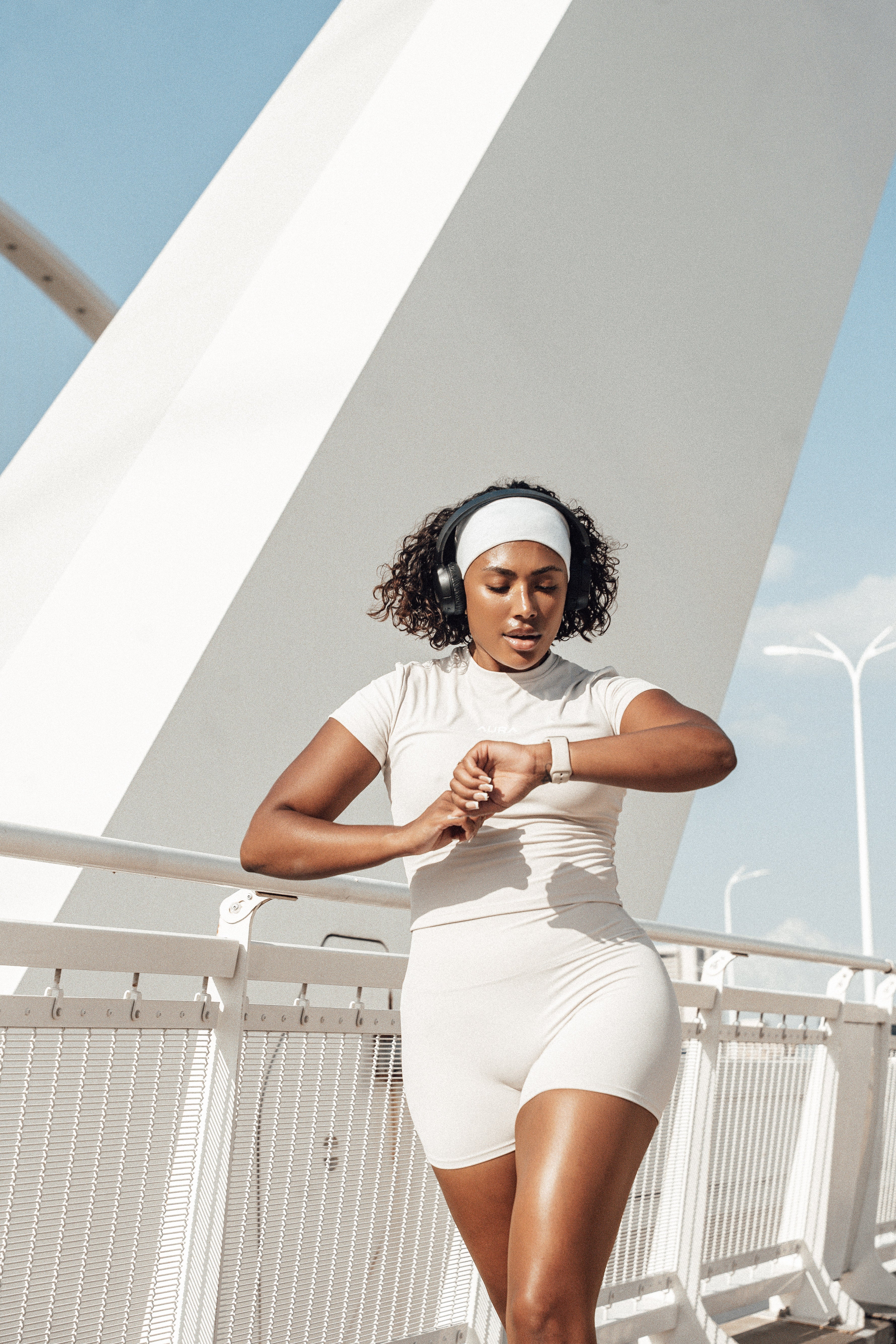 Core Finese Tee - Off White